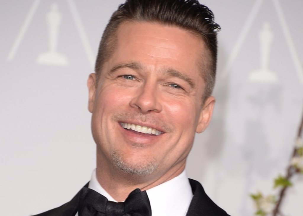 Brad Pitt La Prensa Norteamerica Especula Con Su Bisexualidad