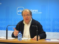 Herrera diría a Rajoy "mírate al espejo" para decidir si se presenta