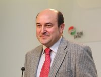 Ortuzar admite que un pacto con PSE daría "gobiernos sólidos"