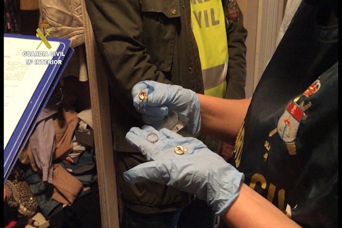 Imagen de alguno de los objetos robados por el métodos del 'bumping'