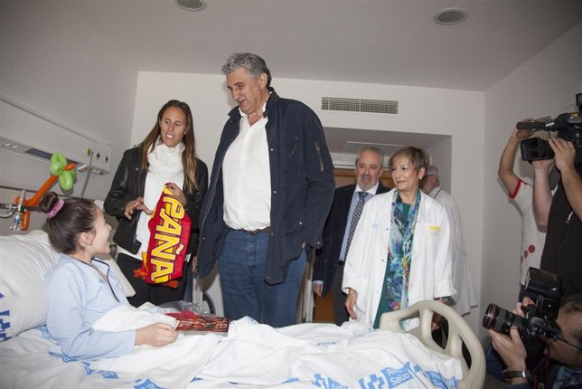 Romay y Valdemoro junto a Nieto visitan hospital San Pedro