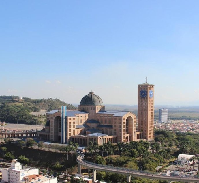 Santuario de Nuestra Señora de la Aparecida en Brasil