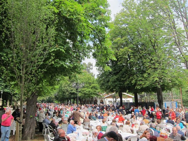 Paseo del Bombé, durante La Balesquida. 