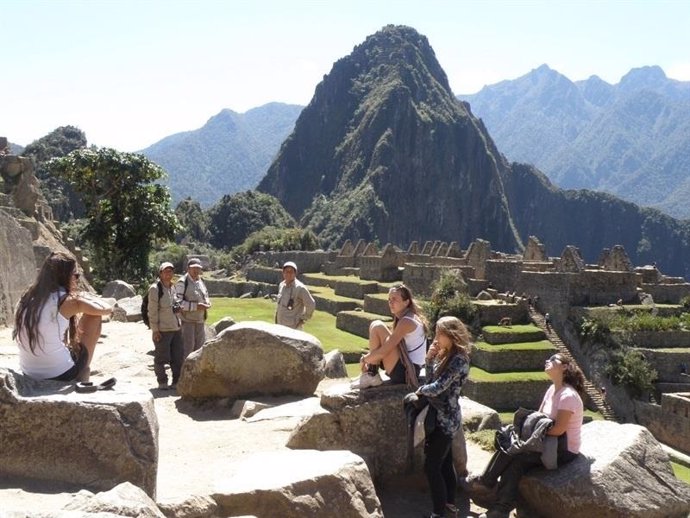 Turistas en Machu Picchu Perú