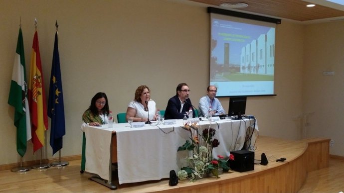 Apertura de la jornada sobre cáncer de colon en el Hospital Alto Guadalquivir.