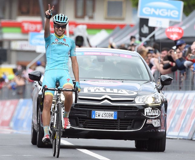 Mikel Landa gana en el Giro       