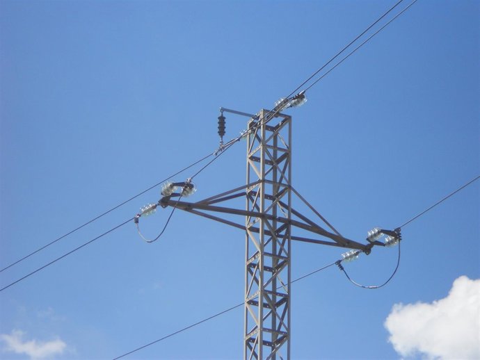 Reforma de una línea de Endesa en Vic