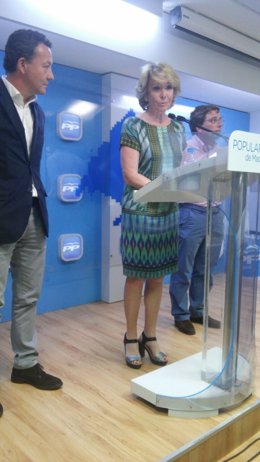 Aguirre en Génova tras el 24M