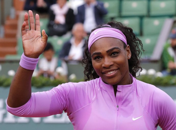 Serena Williams se estrena con victoria en Roland Garros 2015