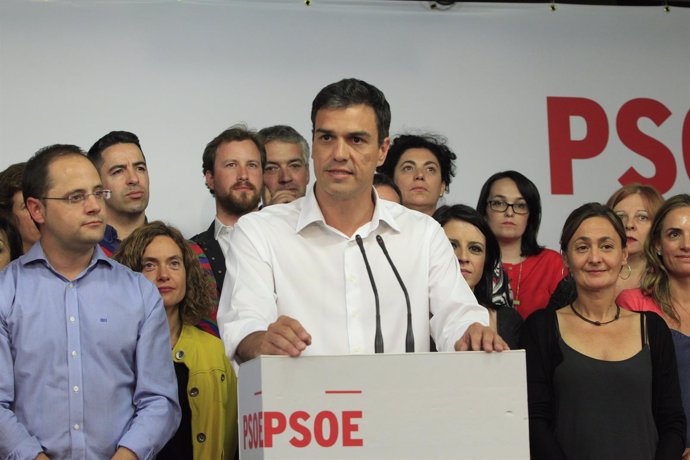 Pedro Sánchez en la noche de las elecciones autonómicas y locales
