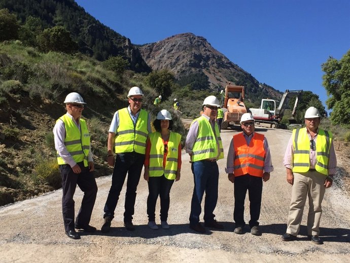 Visita a las obras del camino rural 'Ranera'