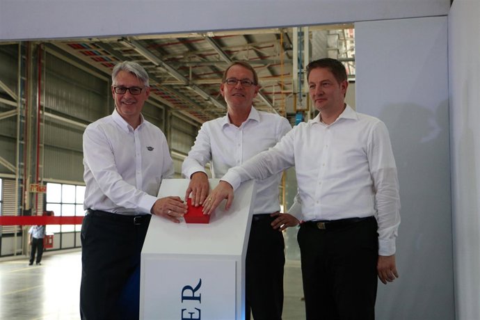 Inauguración de la planta de Daimler en Chennai (India)