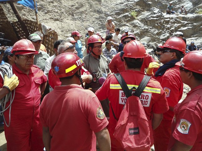 Rescate De Los Mineros Atrapados En Perú