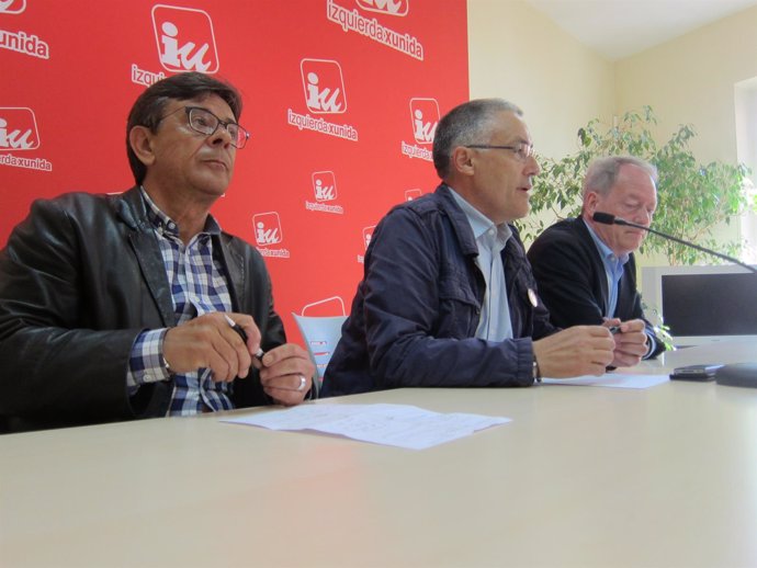 Por la izquierda, Ramos, Orviz y Martín, en rueda de prensa. 