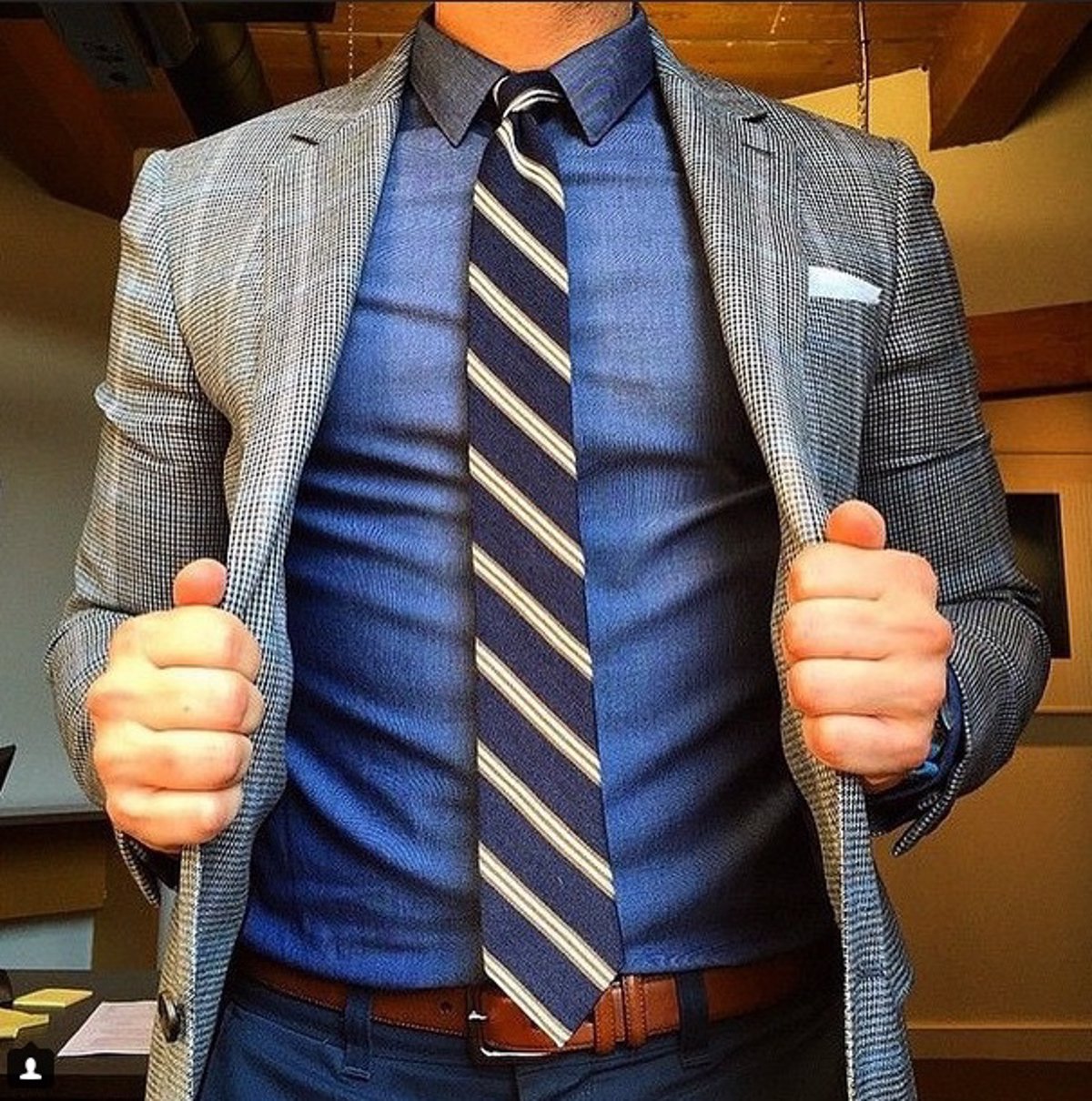 7 reglas de oro para corbata que todo hombre debería