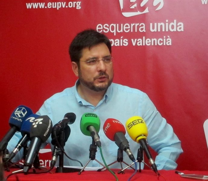 Ignacio Blanco anuncia su dimisión en una rueda de prensa