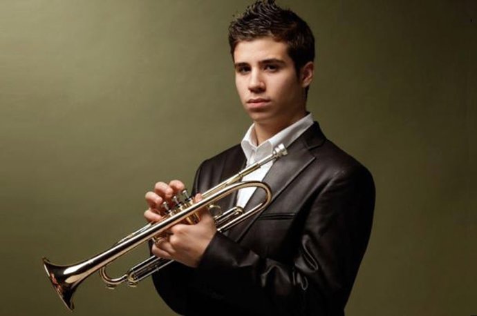 El trompetista Rubén Simeó actúa en Cáceres