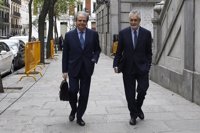 TS pide los documentos que esgrime Griñán para avalar transferencias de financiación