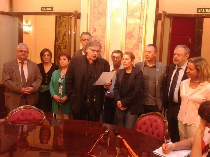 Diputados de CiU, PNV y el grupo Mixto