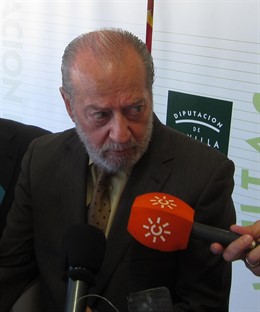 Fernando Rodríguez Villalobos