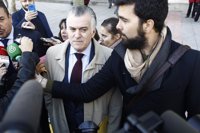El PP seu al banc dels acusats per haver tingut 'caixes B'