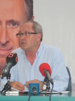 Cornejo en rueda de prensa