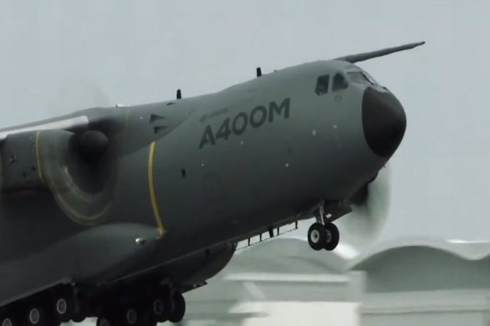 Airbus detecta incidencia electrónica en el A400M