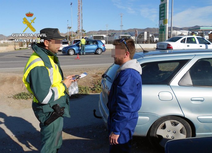 Control de alcoholemia de la Guardia Civil