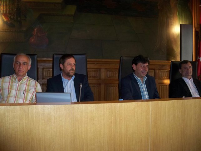 Equipo de Gobierno de la Diputación en el Pleno