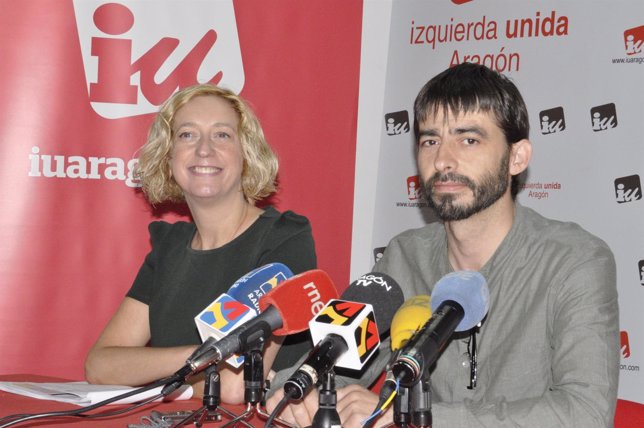 Patricia Luquin y Álvaro Sanz (IU).