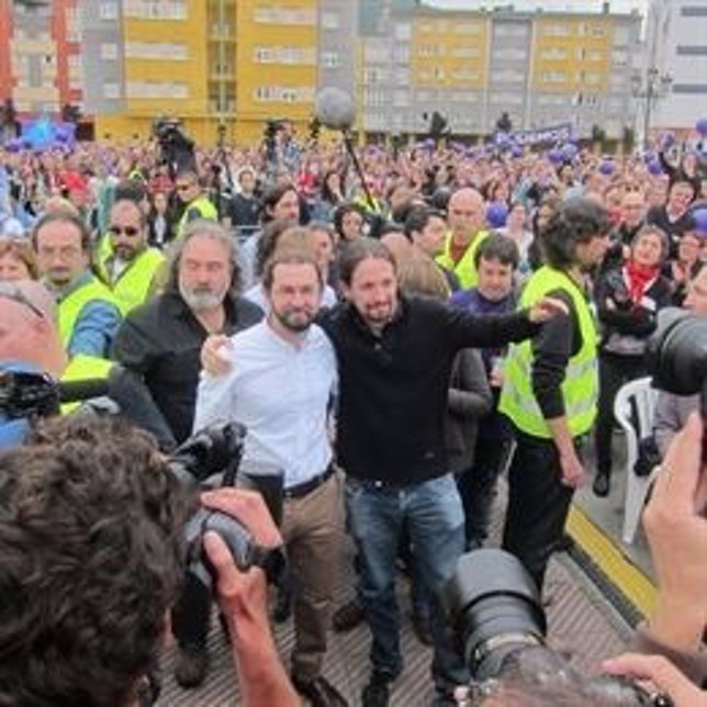  Emilio León Y Pablo Iglesias nun mitín electoral d'Uviéu
