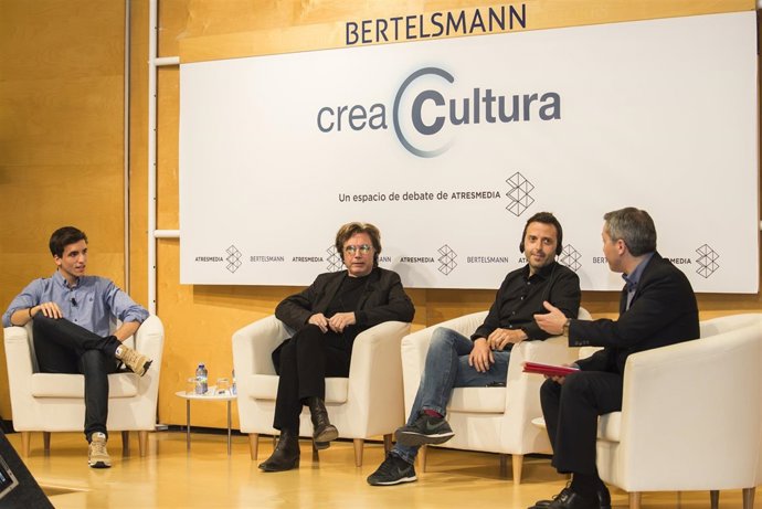Xuso Jones, Oriol Bonet y Jean-Michel Jarre en el Foro creaCultura