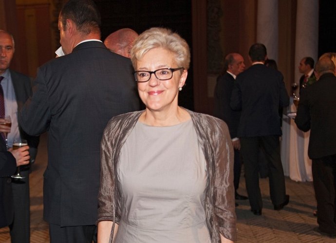 La ganadora del Premio Manuel Alvar Anna Caballé