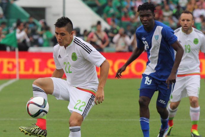 Selección mexicana derrota a Guatemala