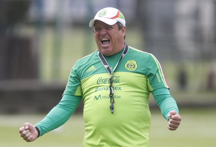 Mexico's coach Herrera gestures during a practice session in Mexico City