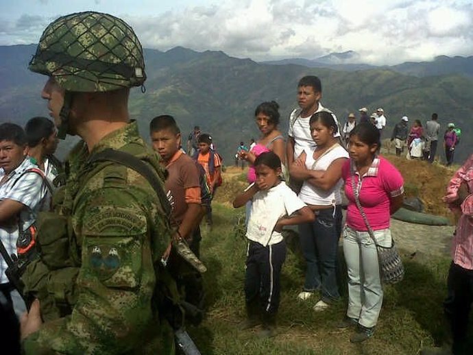 Desalojo llevado a cabo en Toribío, Cauca, por parte de indígenas al ejército