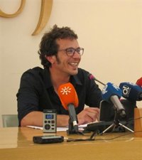 'Kichi' propone al PSOE que "elija formato, día y hora" para negociar