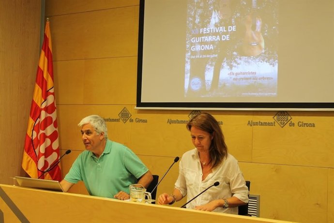 Josep Manzano y la teniente de alcalde del Ayuntamiento de Girona, Marta Madrena
