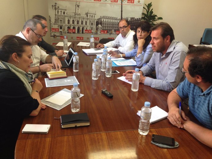 Reunión entre miembros del PSOE y SIVA. 
