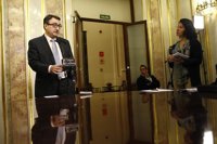 PNV cree "pobre" el primer año de Felipe VI y le anima a verse con partidos