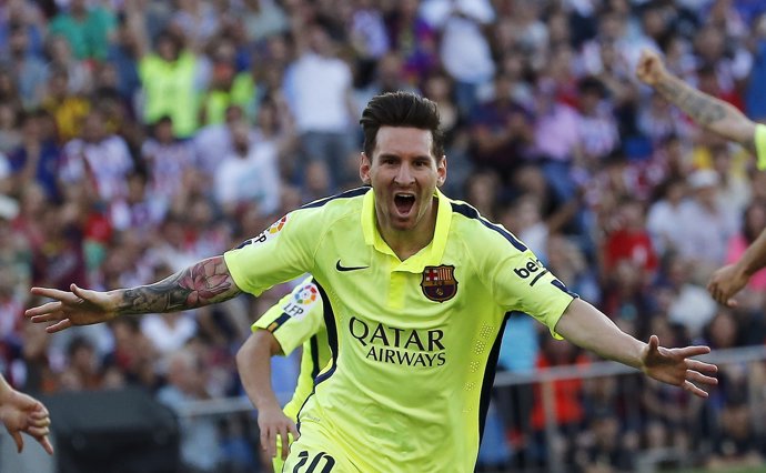 Messi celebra un tanto con el Barcelona