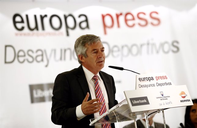Fernando Carpena en los Desayunos deportivos de Europa Press