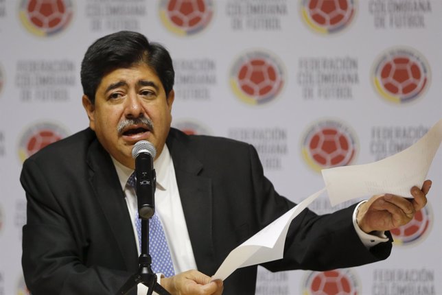 El presidente de la Federación Colombiana de Fútbol, Luis Bedoya