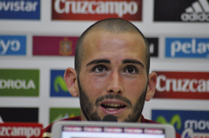 Aleix Vidal en rueda de prens con la selección