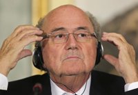 La Conmebol considera "incomprensible" la renuncia de Blatter