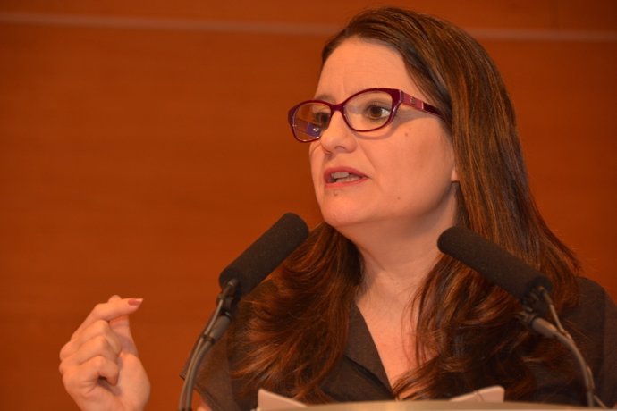 Mónica Oltra en el Consell General de Compromís