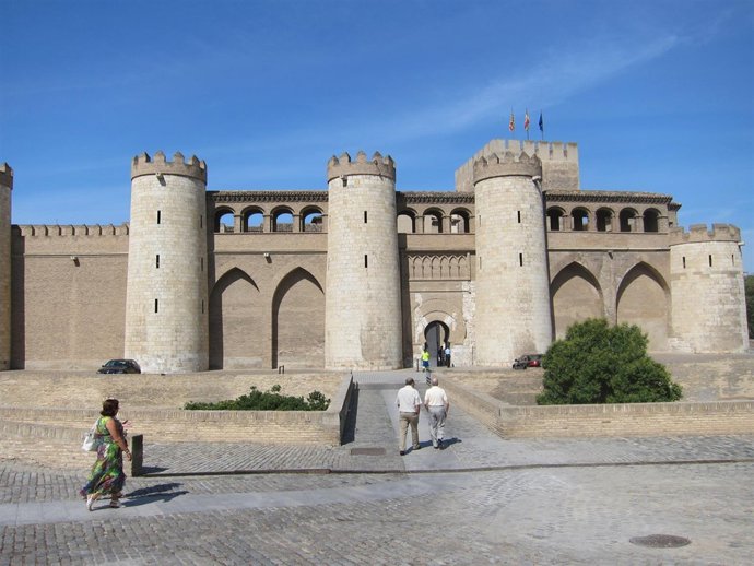 Aljafería, cortes