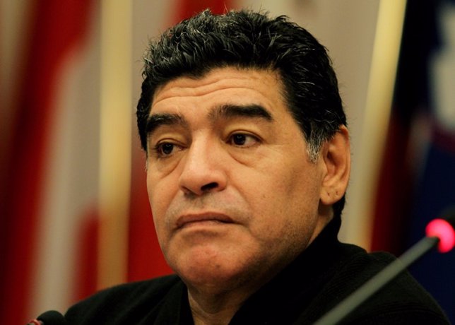 Diego Maradona padre ingresado coma inducido