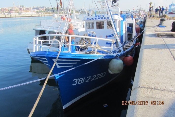 El barco que transportaba 825 kilos de hachís atracado en el puerto