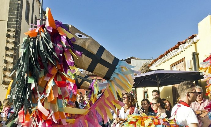 Desfile de 'Diablos y Tarasca'
